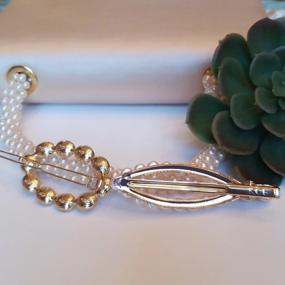 BRAND NEW 2 PC Set of Hair Clips